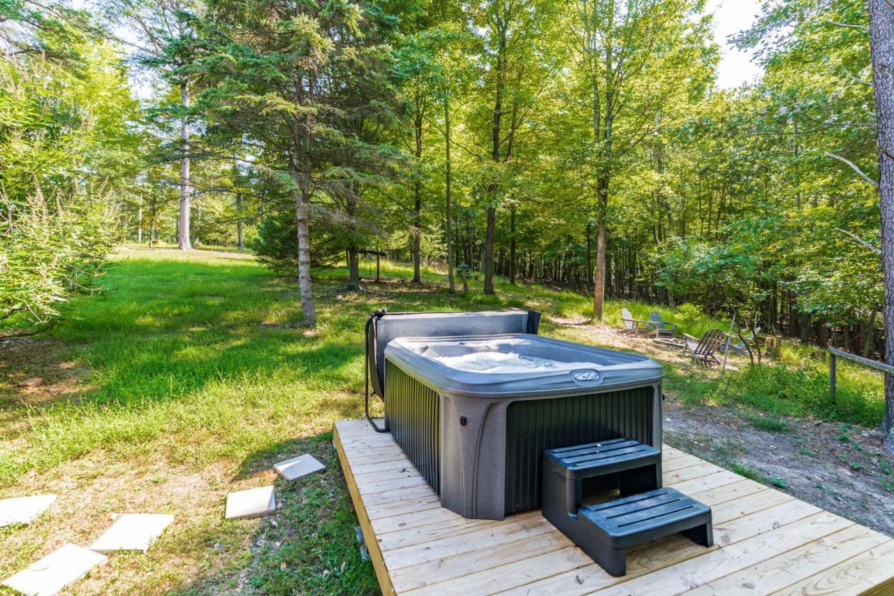 River Access Cabin With Hot Tub, Fire Pit, & Wifi! Morton Grove Esterno foto